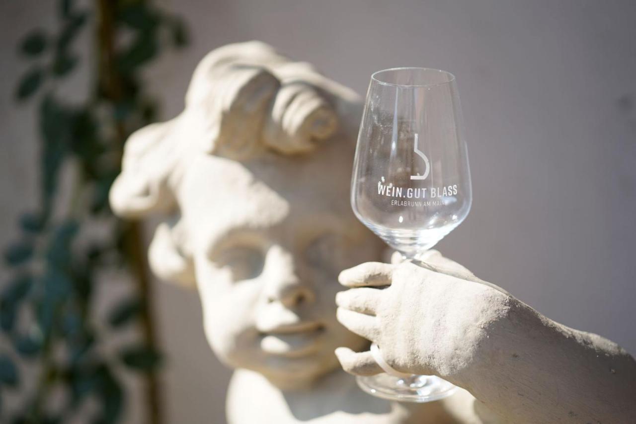 Weingut Martin Blass Erlabrunn  ภายนอก รูปภาพ